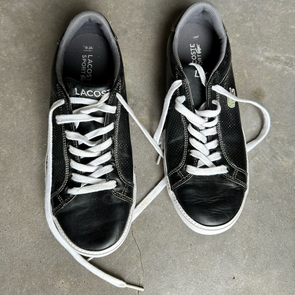 Men’s Lacoste Black and White Sneakers size 9.5